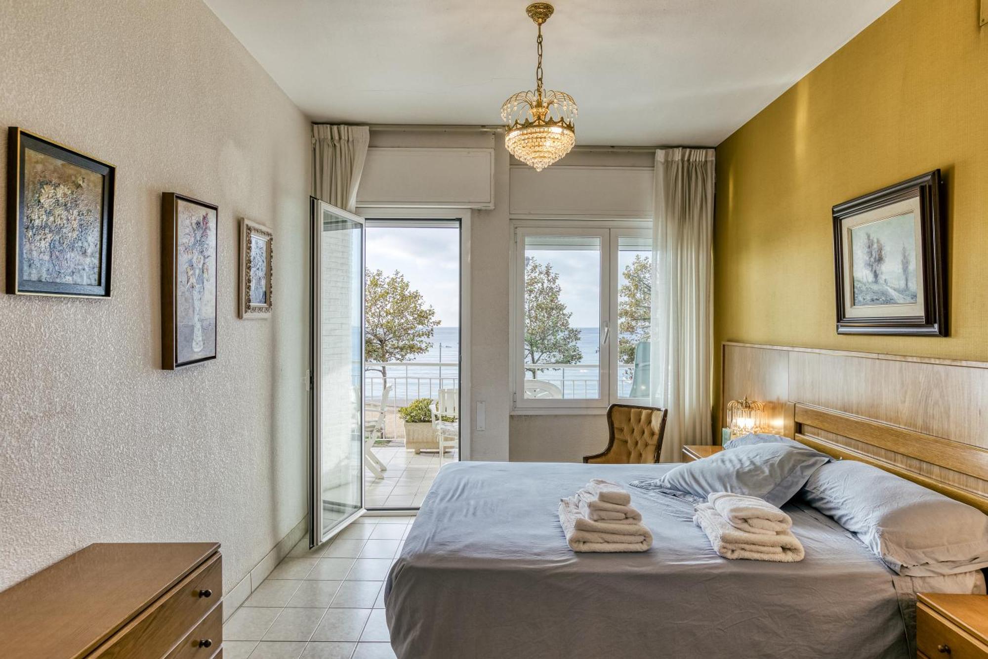 Appartement Carrer Del Mar à Palamós Extérieur photo