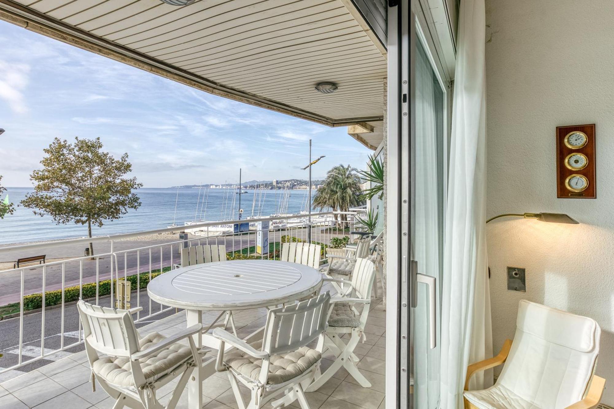 Appartement Carrer Del Mar à Palamós Extérieur photo